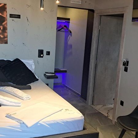 פאטרה Pietra Mare Suites מראה חיצוני תמונה