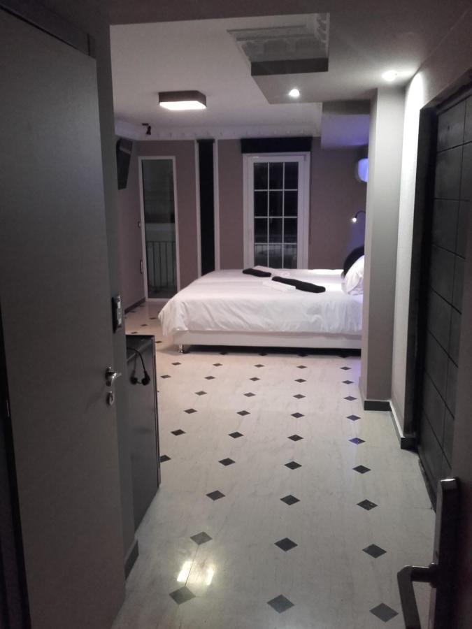 פאטרה Pietra Mare Suites מראה חיצוני תמונה