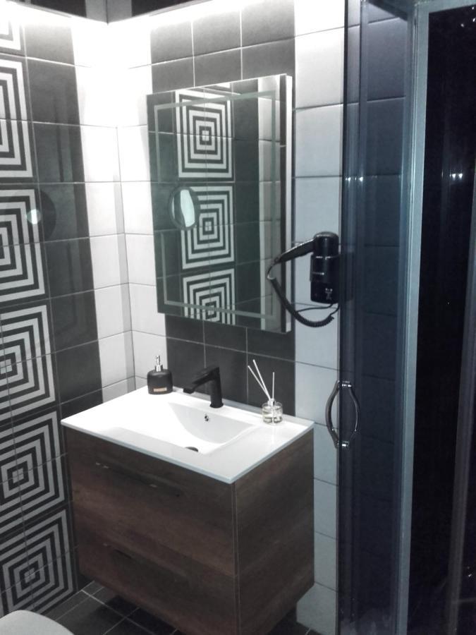 פאטרה Pietra Mare Suites מראה חיצוני תמונה